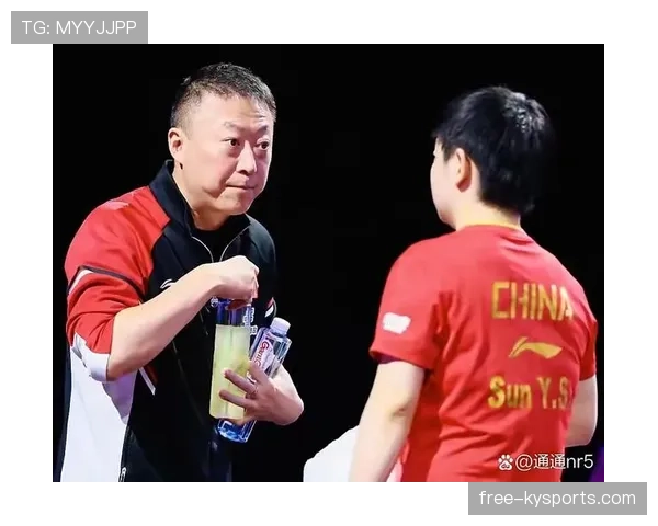 马琳家的冰箱里塞满了蛋白粉,连饮料都按克称着喝 马琳家的冰箱里塞满了蛋白粉,连饮料都按克称着喝